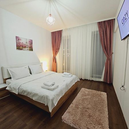 Urban Luxury Flats - Cozy Apartments At Coresi Mall #Braşov Buitenkant foto