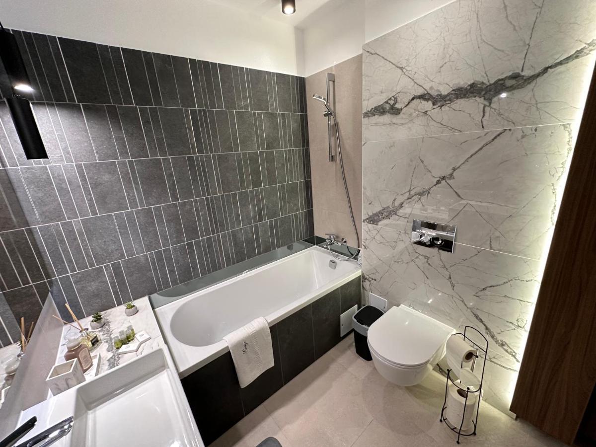 Urban Luxury Flats - Cozy Apartments At Coresi Mall #Braşov Buitenkant foto