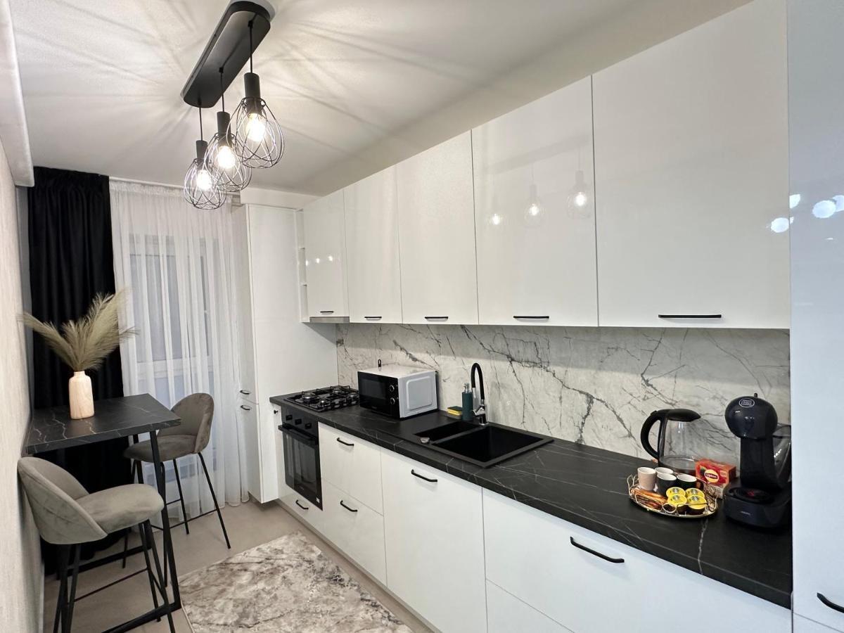 Urban Luxury Flats - Cozy Apartments At Coresi Mall #Braşov Buitenkant foto