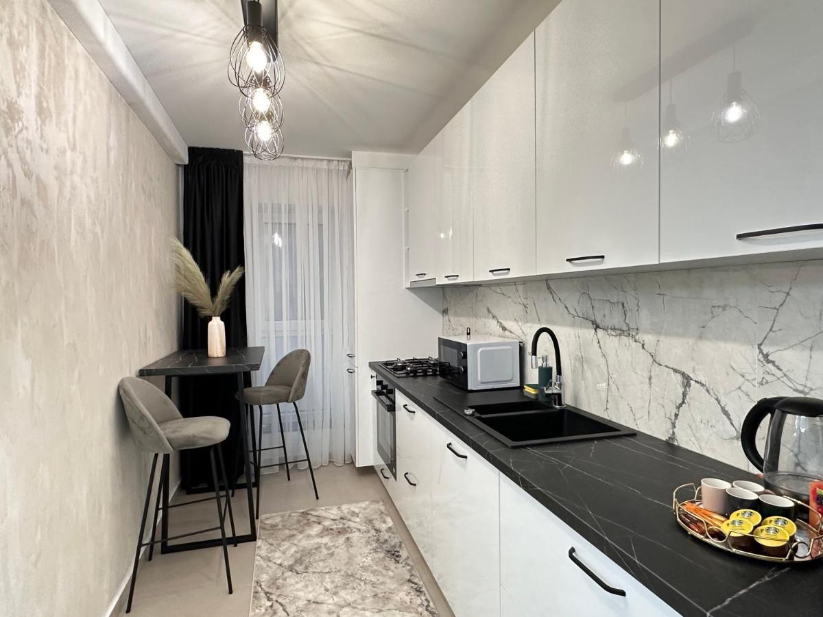 Urban Luxury Flats - Cozy Apartments At Coresi Mall #Braşov Buitenkant foto